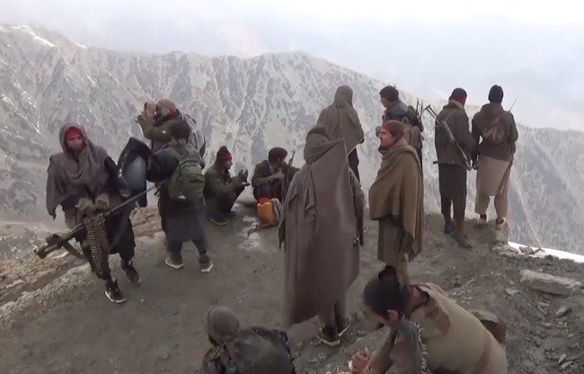 Une vidéo récemment publiée par la branche de l'EIIS en Afghanistan montre ses propres membres mal armés, tremblant de froid, sans abri et insuffisamment nourris et équipés dans des zones de haute montagne.