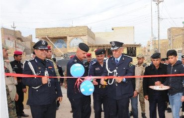 Local police to take charge of security in Iraqi provinces