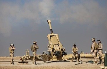 سلاح المدفعية العراقي يحصن الحدود مع سوريا
