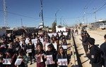 Iraqis call for Syria mass grave investigation