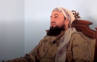 قائد في هيئة تحرير الشام يكشف الفساد الذي ينخرها