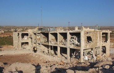 حمله های روسیه و سوریه یک بیمارستان و مرکز دفاع مدنی را از کار انداخت