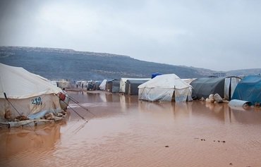اردوگاه های شمال سوریه بر اثر بارش باران در سیل فرو رفته اند