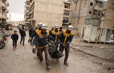 Frappes meurtrières sur Idlib alors que l'armée syrienne avance