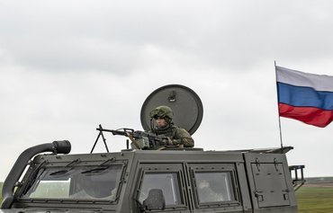 Les officiers des FDS redoutent que les milices russes perturbent les opérations anti-EIIS