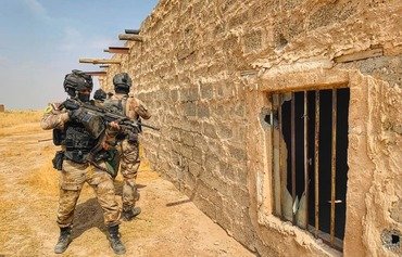 آغاز حملات شدید نیروهای عراقی به داعش در دیالی