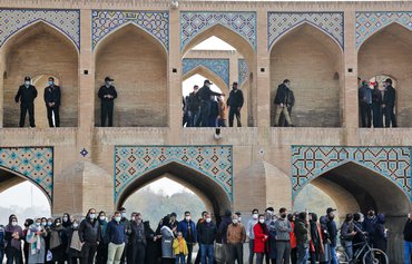 عمیق تر شدن نارضایتی داخلی در ایران در پی اصرار این حکومت بر جنگ و بی ثباتی در خارج