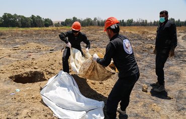 اكتشاف مقبرة جماعية جديدة لضحايا داعش في مدينة تدمر السورية