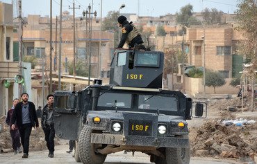 نمایش رفتار حرفه ای نیروهای عراقی در نبرد موصل