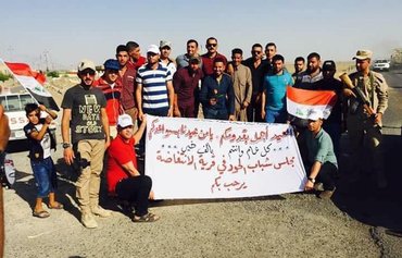 Un convoi de Bagdad apporte les festivités de l'Aïd à Mossoul
