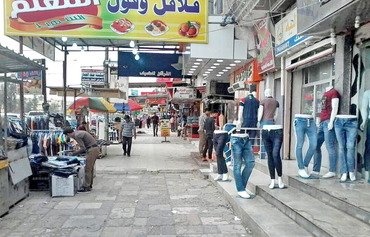 Très forte affluence sur les marchés de l'est de Mossoul