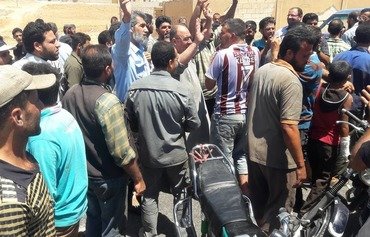Idlib residents protest lack of services