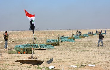 أهالي الموصل يطالبون بإعادة إعمار المطار