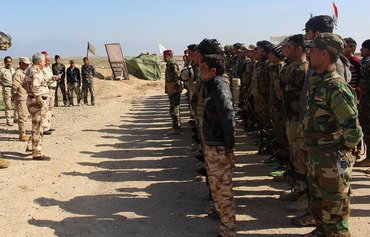 ارتش عراق برای حمله الهویجه آماده می شوند