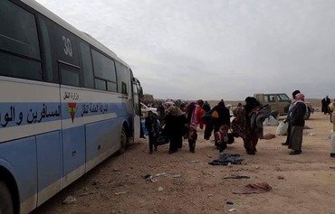 Iraqê bêhtir ji 14,000 penaber ji Sûriyê veguhestin