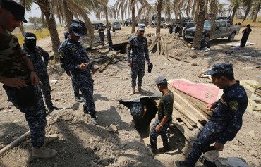 الجيش العراقي يبحث عن أنفاق داعش في الأنبار