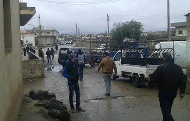 درعا تشهد موجة نزوح في أعقاب تهديد النظام
