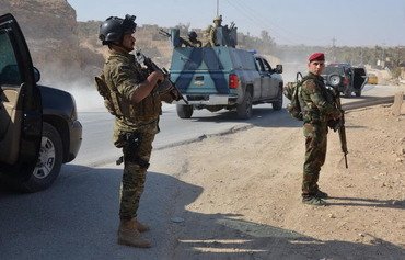 4 بمب گذار انتحاری داعش و 2 مامور پلیس در حمله ای به حدیثه کشته شدند