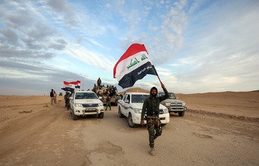 هواپیماهای جنگنده عراقی هدفهای داعش در سوریه را هدف قرار دادند