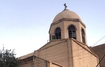 الجيش العراقي يساعد في إعادة تأهيل أماكن العبادة