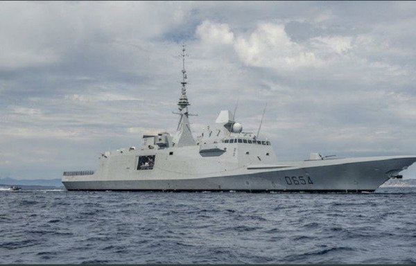 French Navy Vessels Monitor Syria From Coast