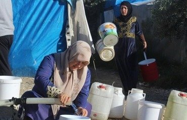 مخيمات النزوح في إدلب تواجه أزمة إنسانية