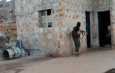 اشتباكات بين هيئة تحرير الشام والفصائل المتطرفة