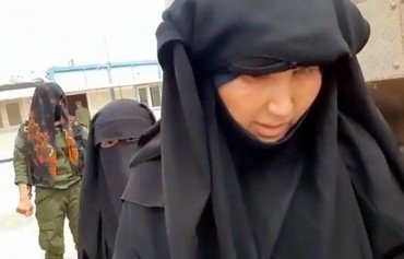 اعتقال مهربي نساء داعش من مخيم الهول