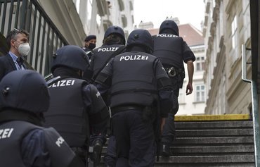 Vienna gunman had tried to travel to Syria: minister
