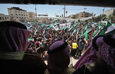 رد نتیجه قابل پیش بینی انتخابات مضحک سوریه توسط سوری ها و جامعه جهانی