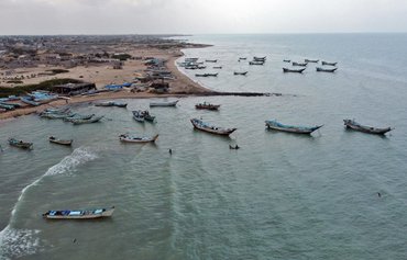 Iran funnels arms to Houthis via fishing vessels on Red Sea coast: reports