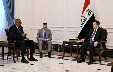 Iraq, US keen to strengthen ties as Pentagon chief visits